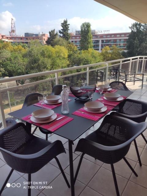 Appart Standing 2 Chambres 2Sdb Clim Piscine Parking Wifi Terrasse 21M2 Local Velo Port-Aventura, Plage, Centre 萨洛 外观 照片